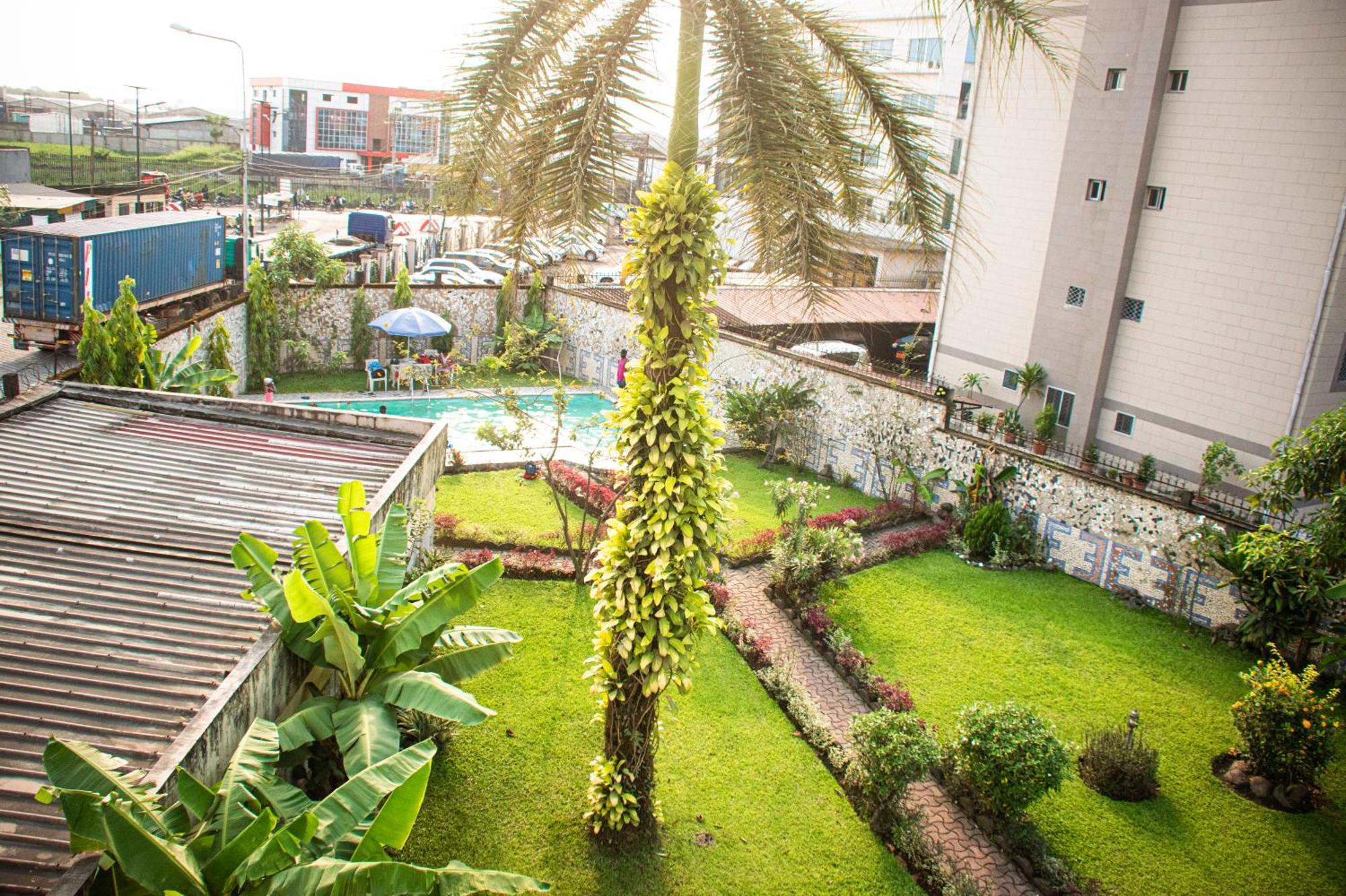 Clos D'Anthony Residence Bonanjo Douala Dış mekan fotoğraf